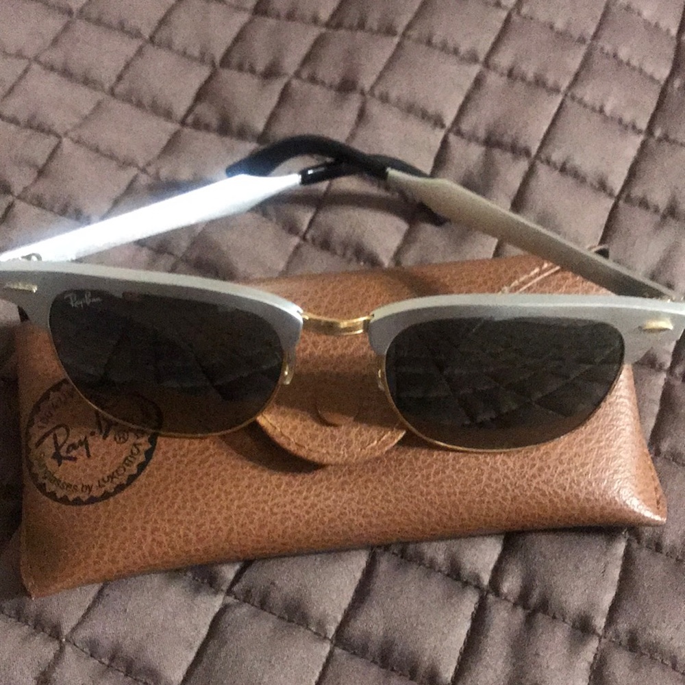 Ray Ban